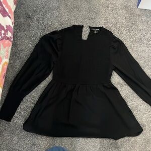 A pea in the pod maternity blouse